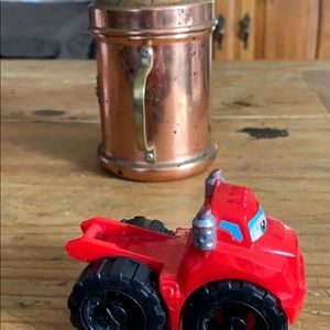 Meet your Posher, Caitlin